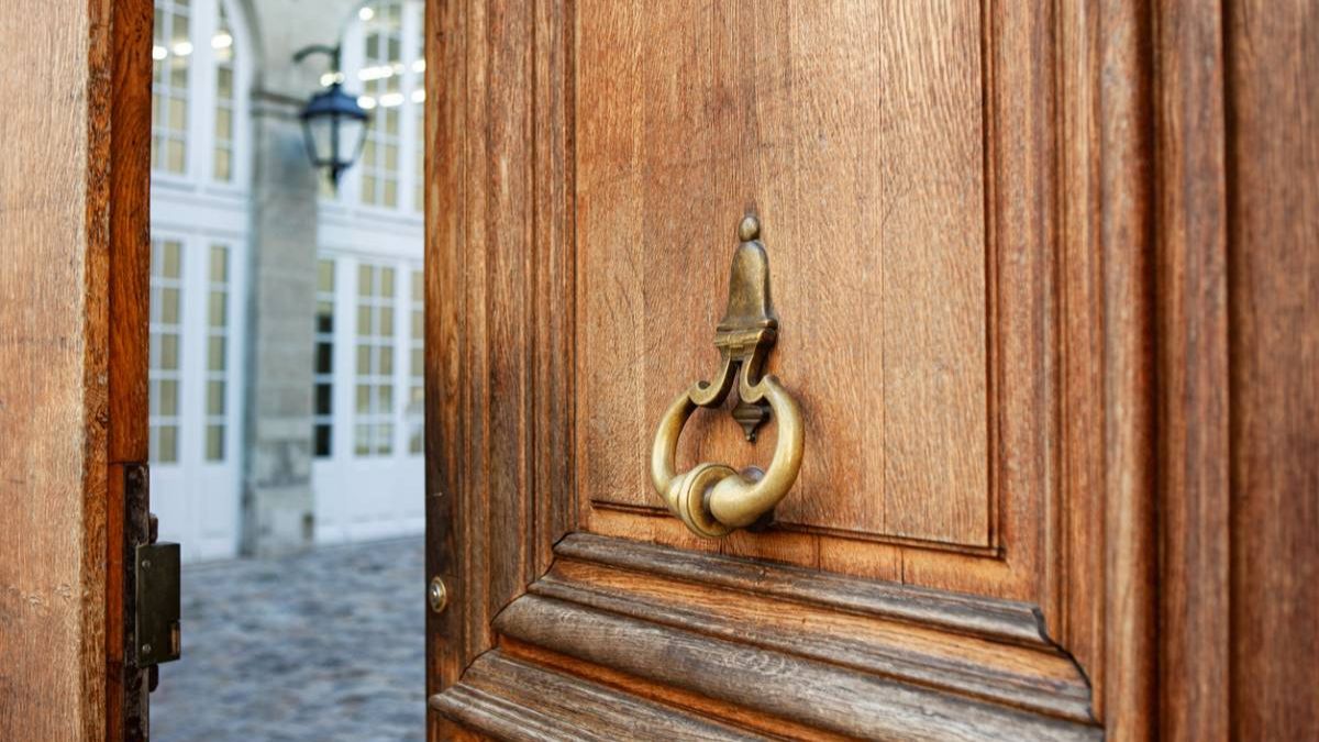 Le secret des syndics parisiens pour maintenir la sécurité de leurs immeubles